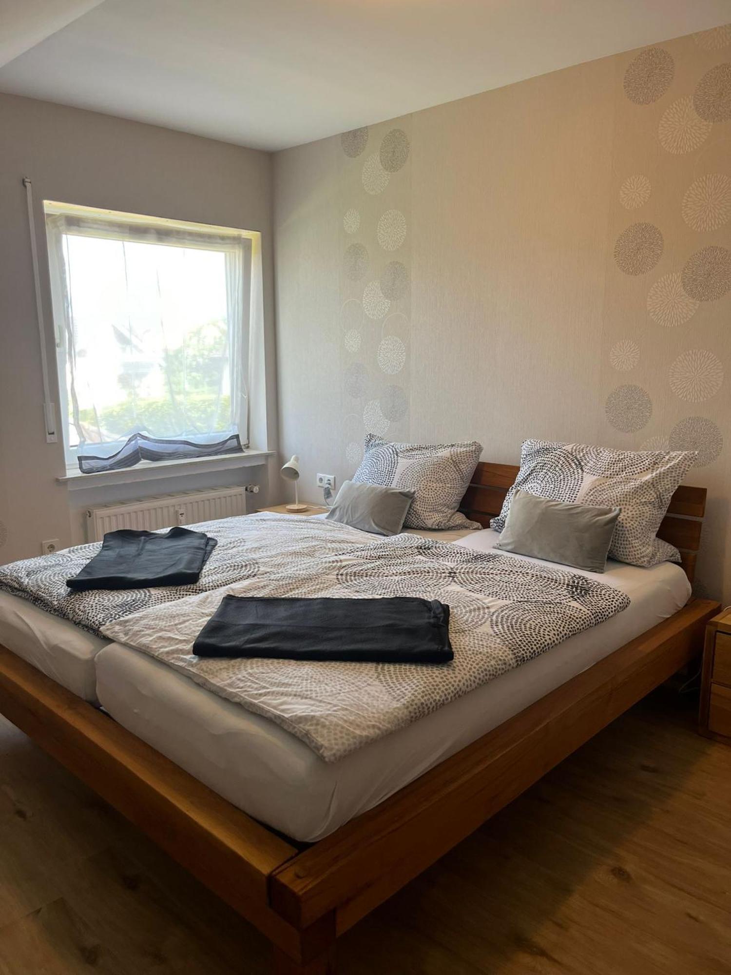 Fewo Hoheeifel, 1 Haus Mit 2 Apartments 5 Schlafzimmer In Kelberg Naehe Nuerburgring Extérieur photo