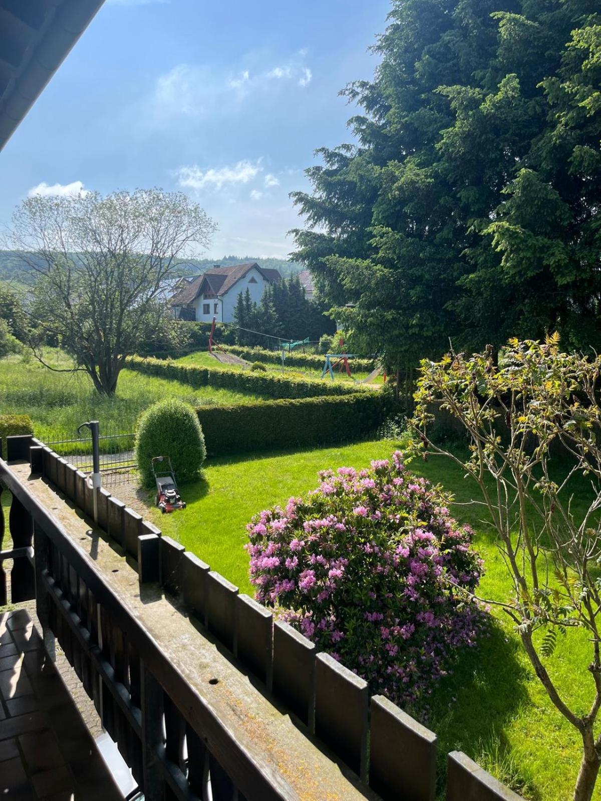 Fewo Hoheeifel, 1 Haus Mit 2 Apartments 5 Schlafzimmer In Kelberg Naehe Nuerburgring Extérieur photo