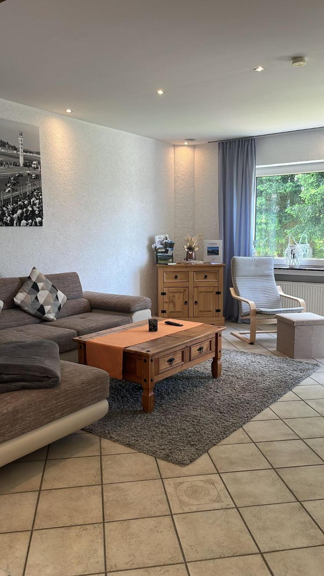 Fewo Hoheeifel, 1 Haus Mit 2 Apartments 5 Schlafzimmer In Kelberg Naehe Nuerburgring Extérieur photo